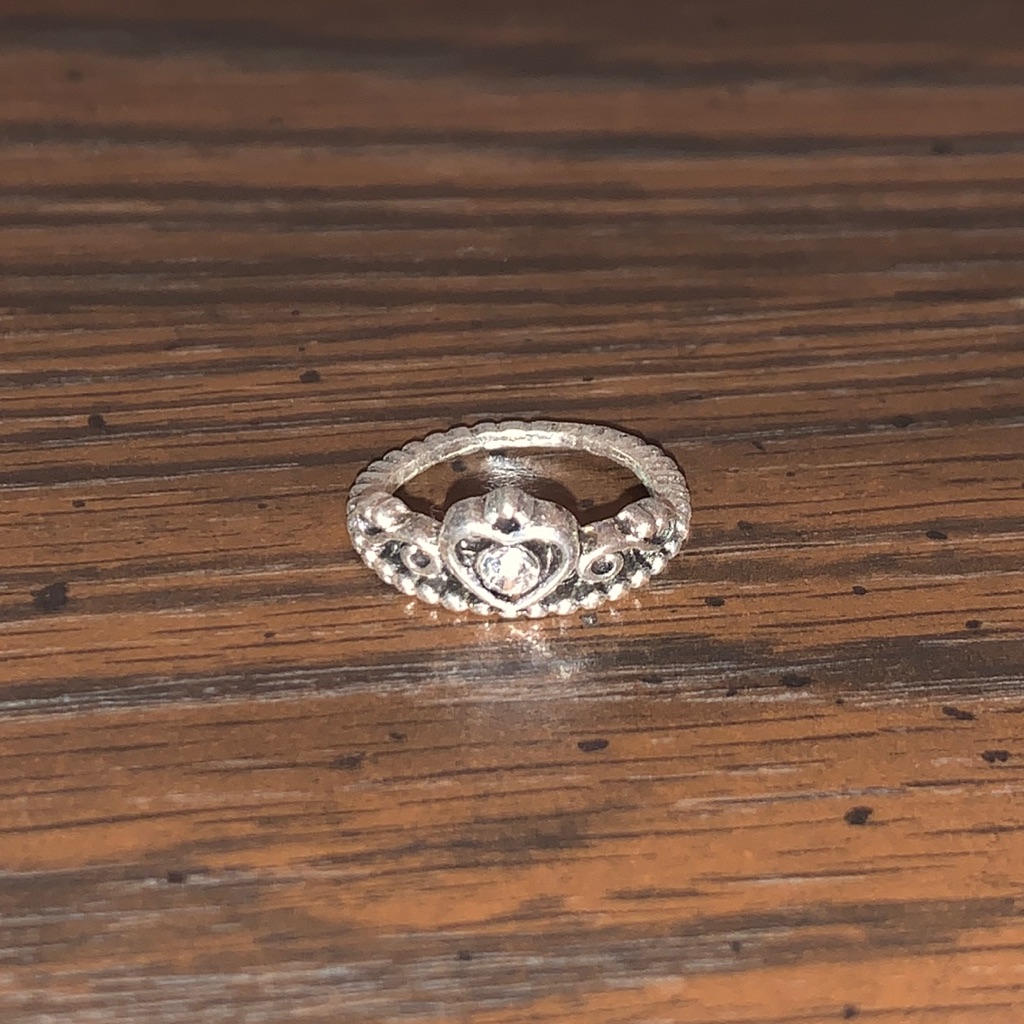 Amazon Silver Princess Tiara Ring 6$